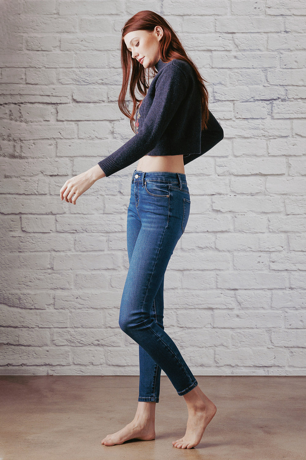 Shop Mid Rise Skinny Jeans with Stitchless Waist Band – Shop ENJEAN