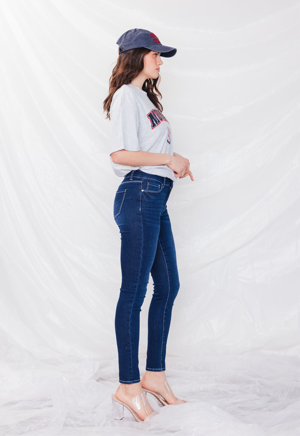 Mid Rise Skinny with Contrast Stitch