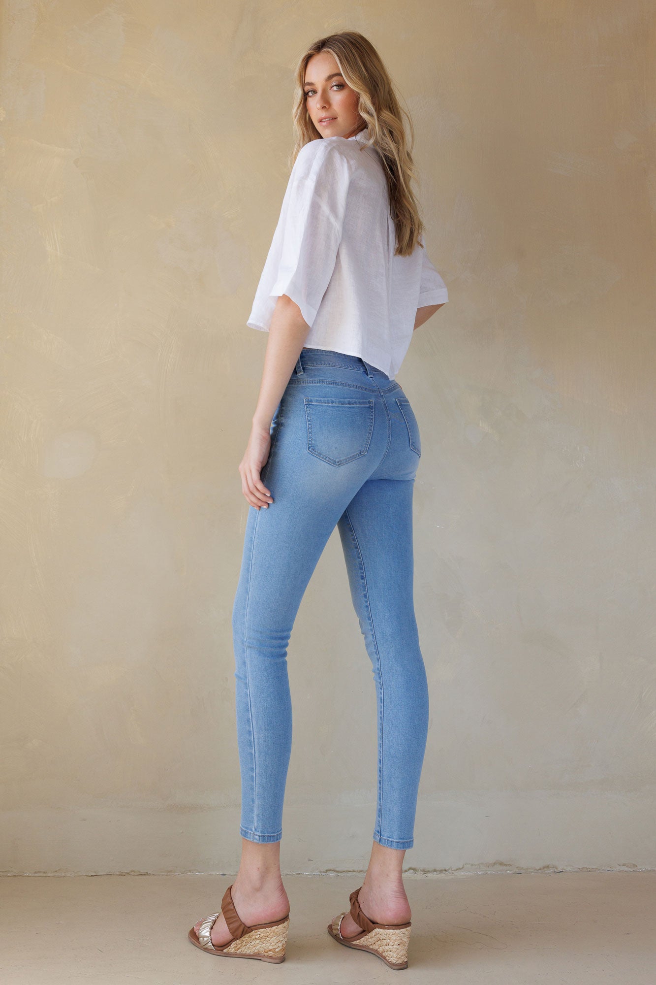 WEP3531 CLASSIC SKINNY JEANS MAIN IMAGE 2