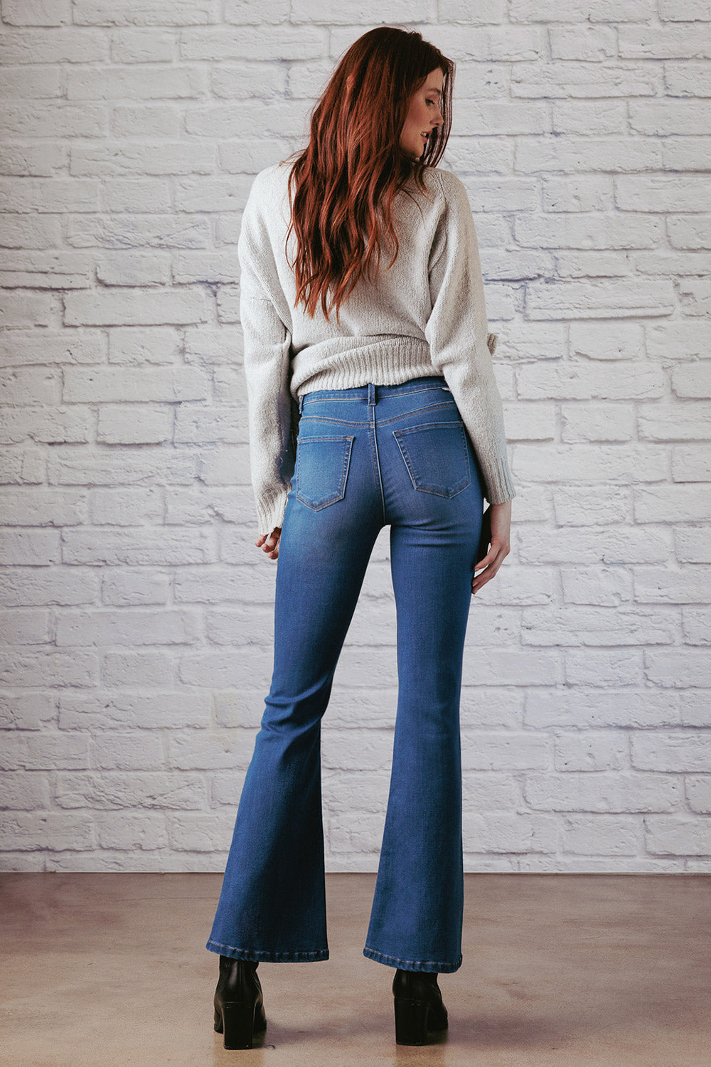 WEP3550 flare jeans MAIN IMAGE 6