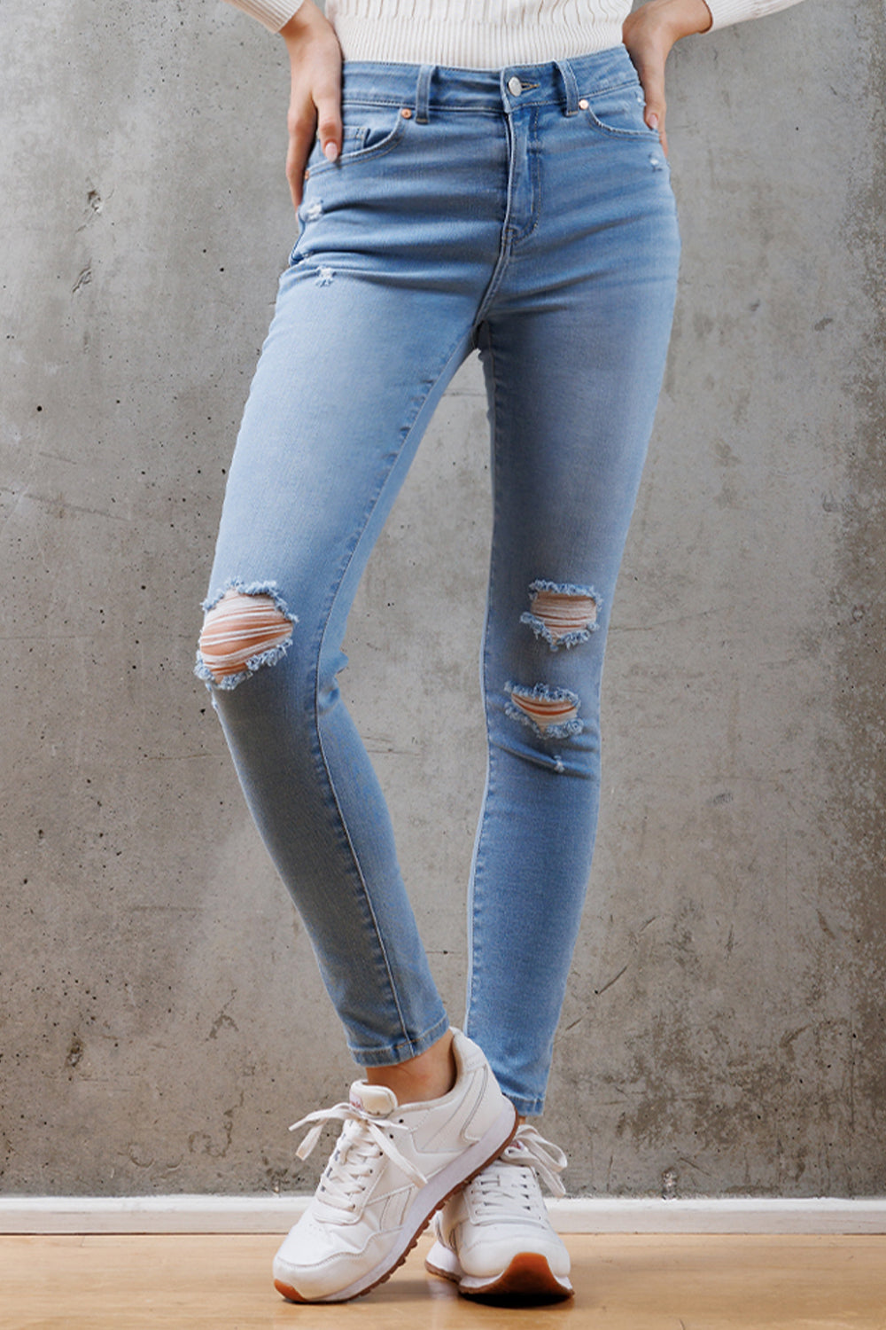 WEP3529 DESATRUCTED JEANS MAIN IMAGE 7