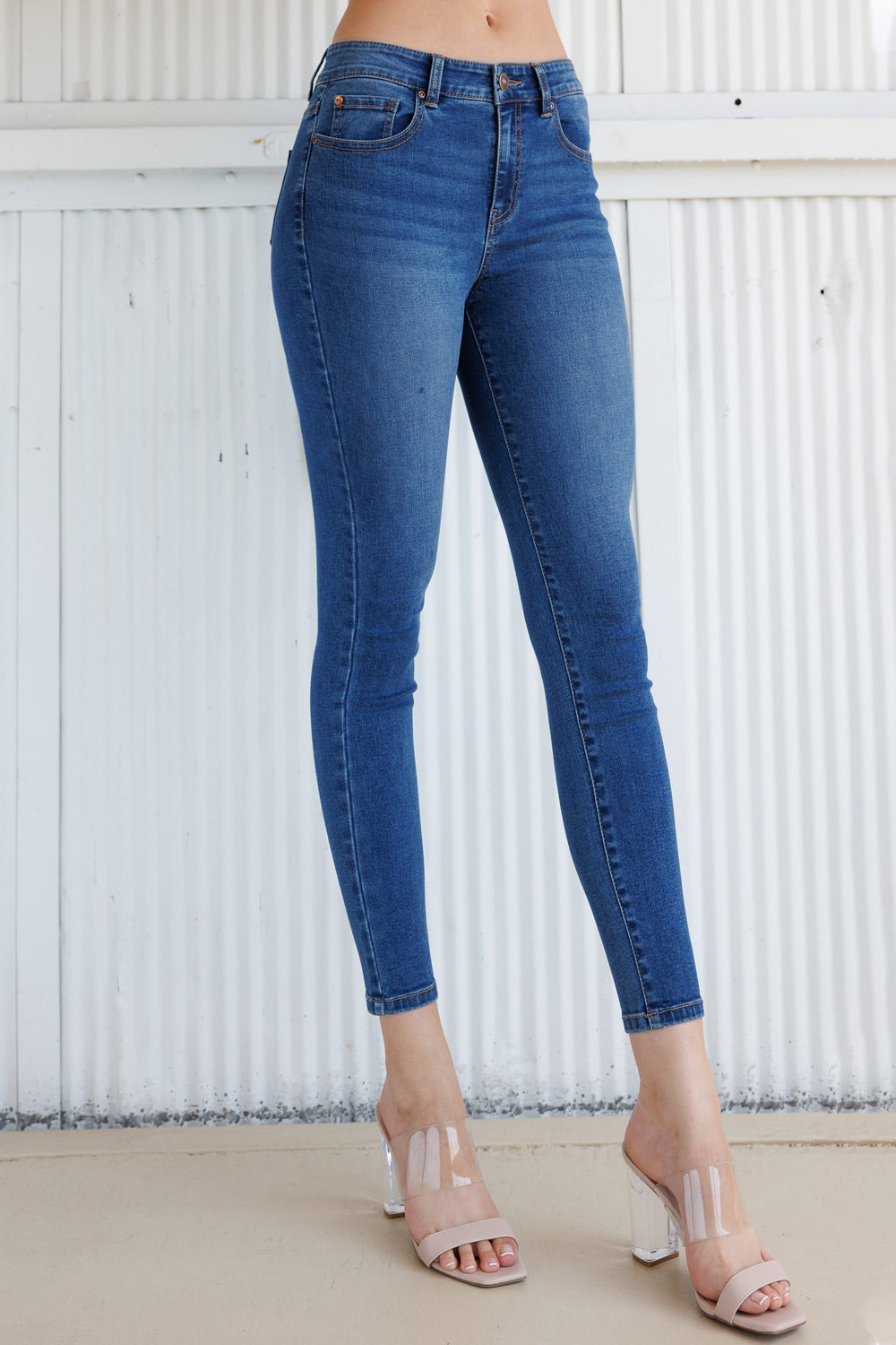 WEP3531 CLASSIC SKINNY JEANS MAIN IMAGE  6