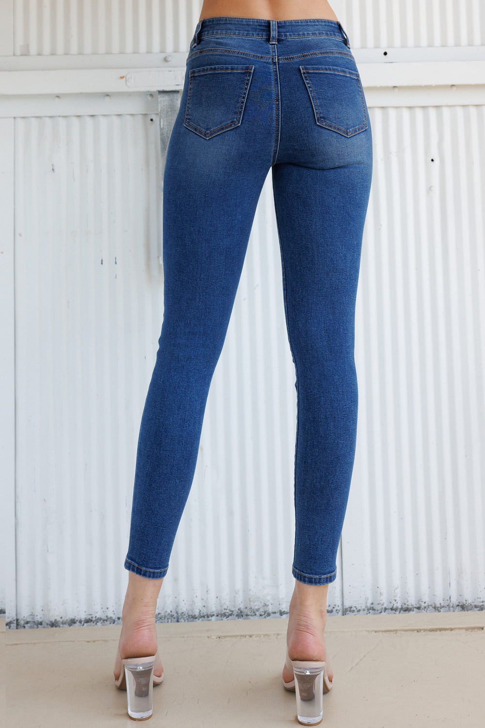 WEP3531 CLASSIC SKINNY JEANS MAIN IMAGE  8