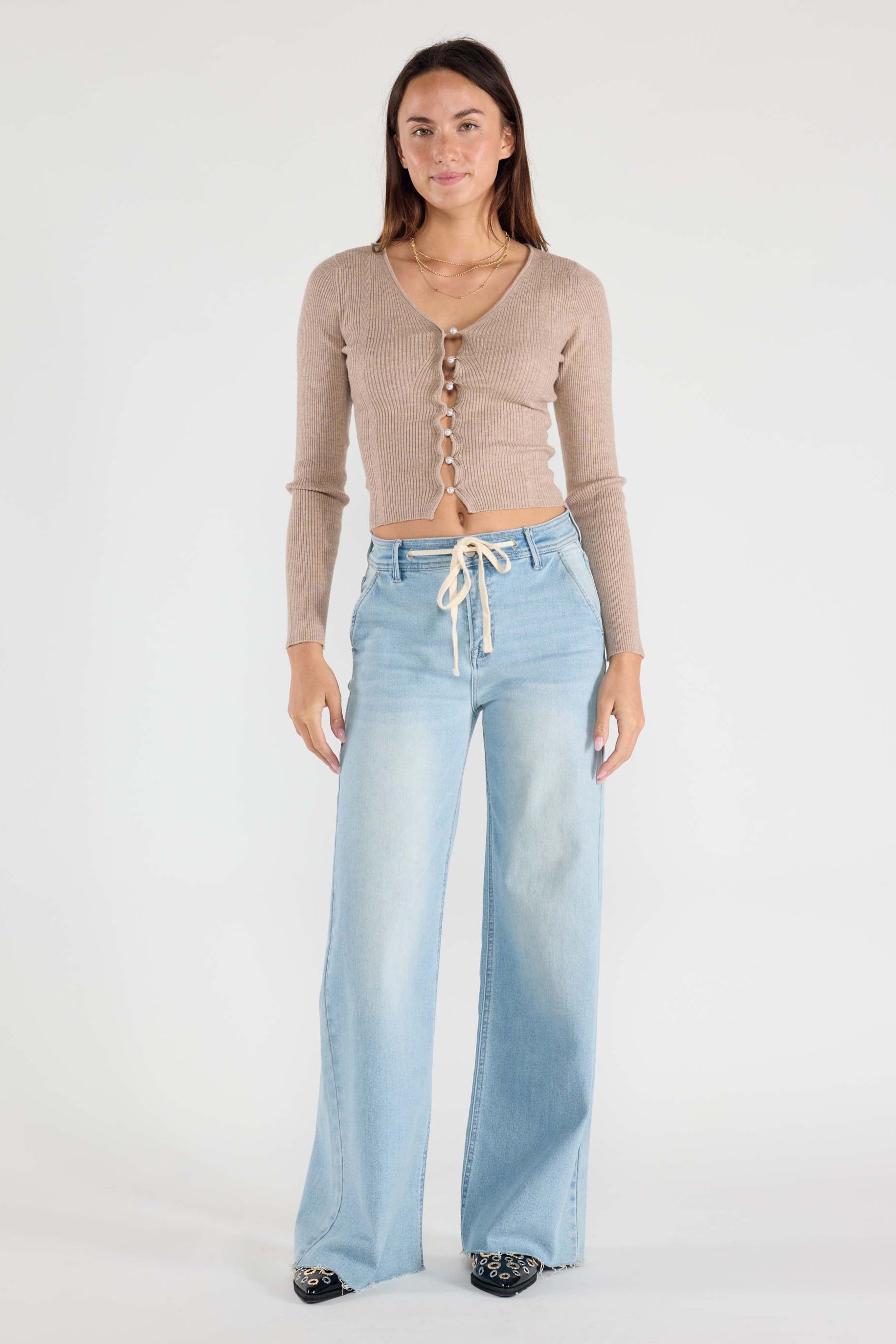 Wide Leg Straight Jeans 1