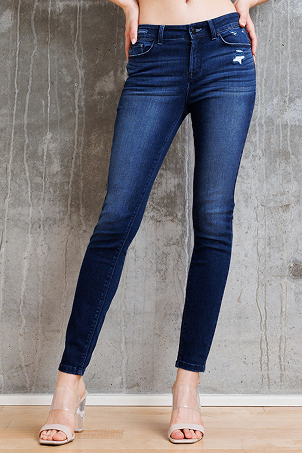 Mid Rise Destructed Skinny with Tacking