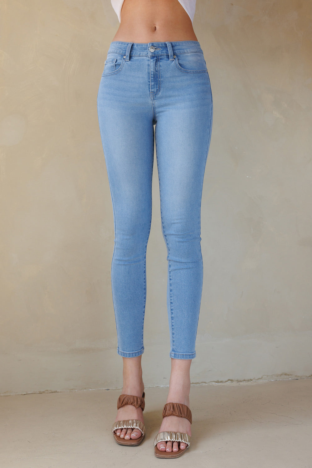 WEP3531 CLASSIC SKINNY JEANS MAIN IMAGE 8