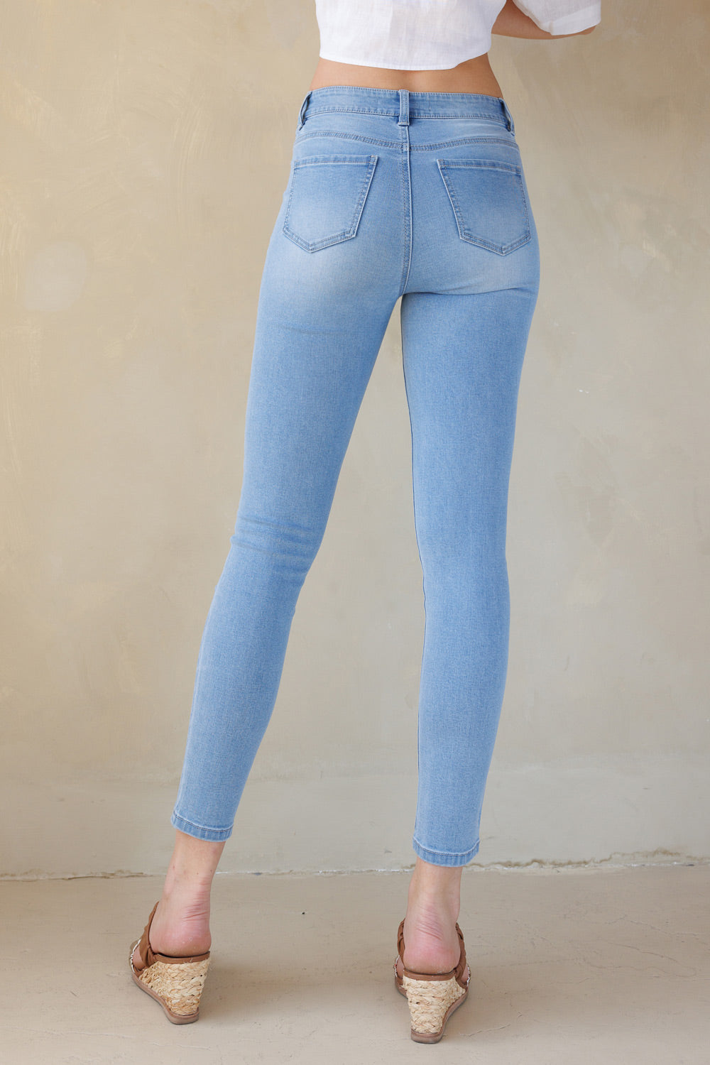 WEP3531 CLASSIC SKINNY JEANS MAIN IMAGE 10