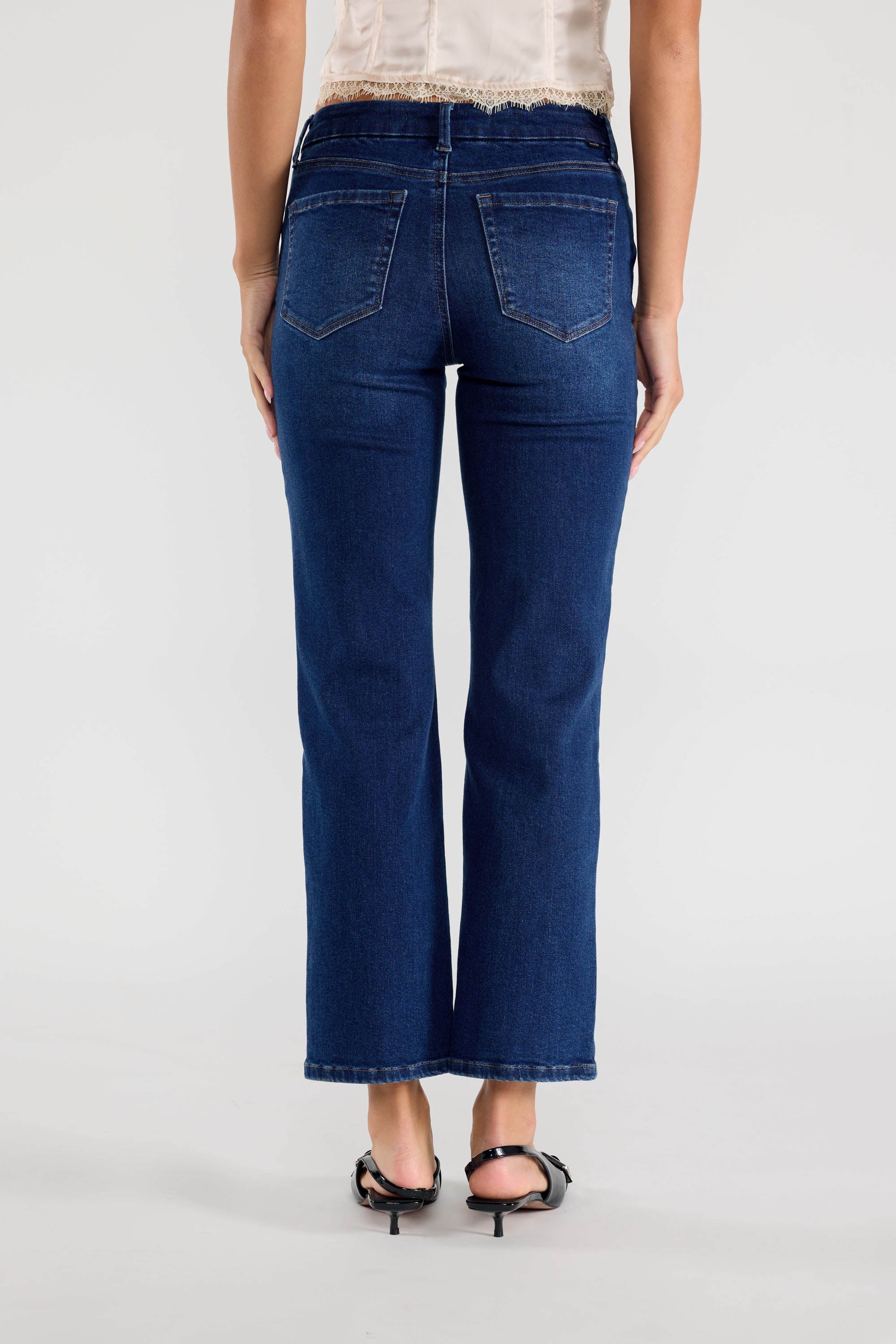Mid Rise Classic Straight Jeans