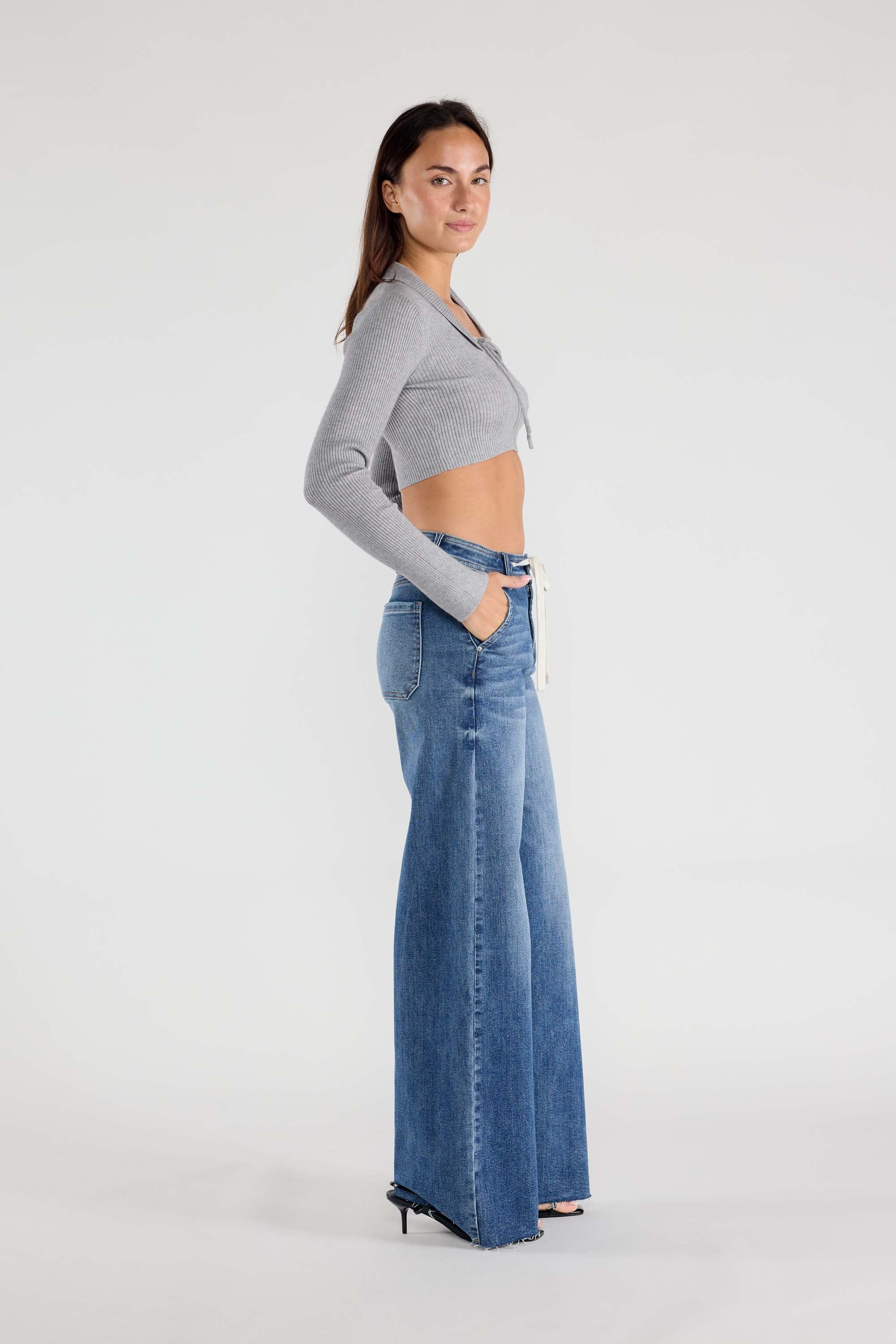 Shop Wide Leg Straight Jeans – Shop ENJEAN