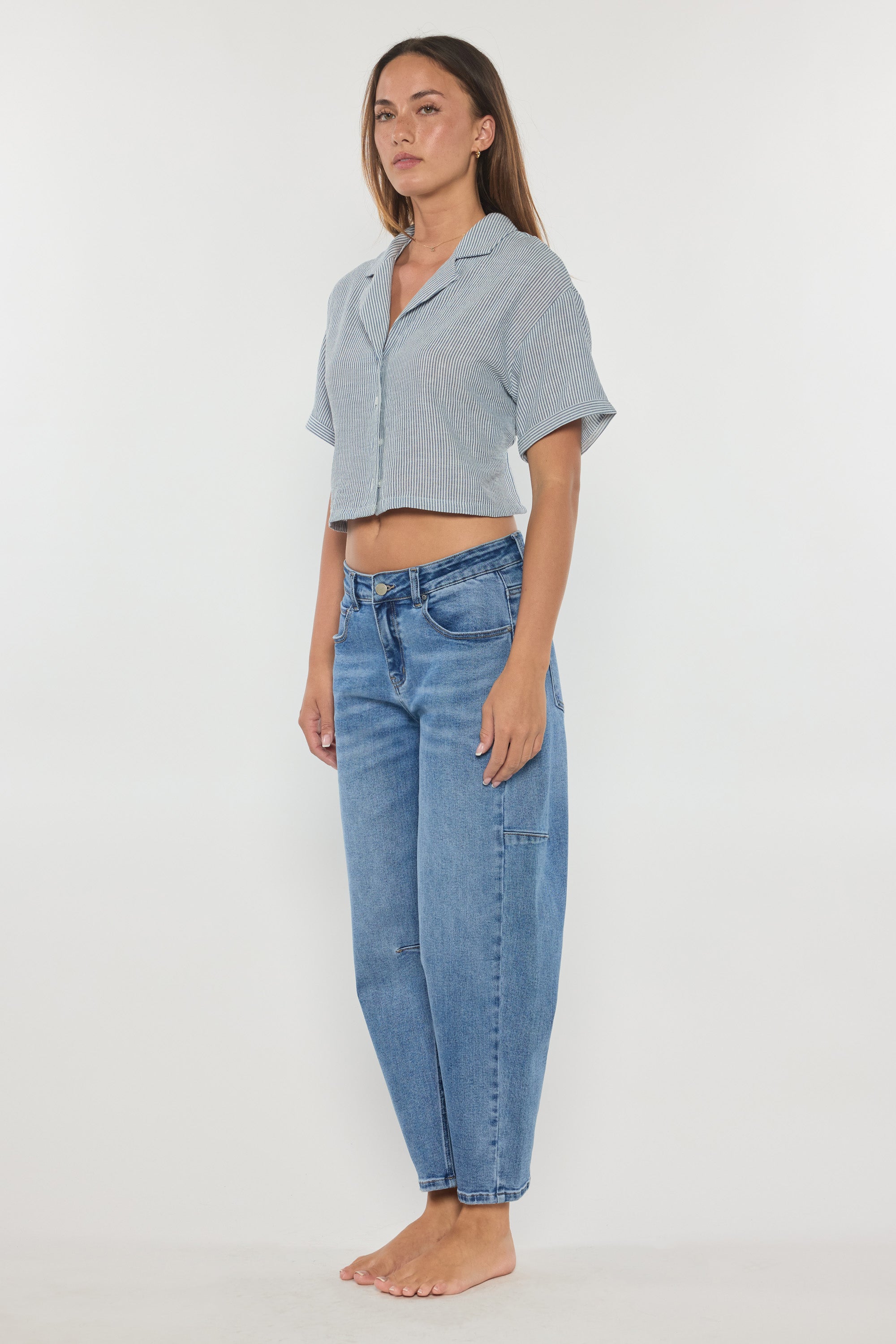 Mid Waist Relaxed Barrel Jeans