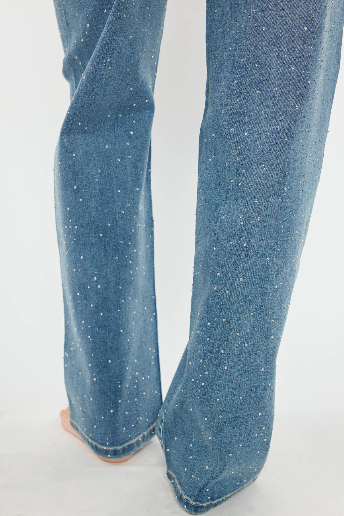 High Rise Relaxed Straight Rhinestone Detailed Jean