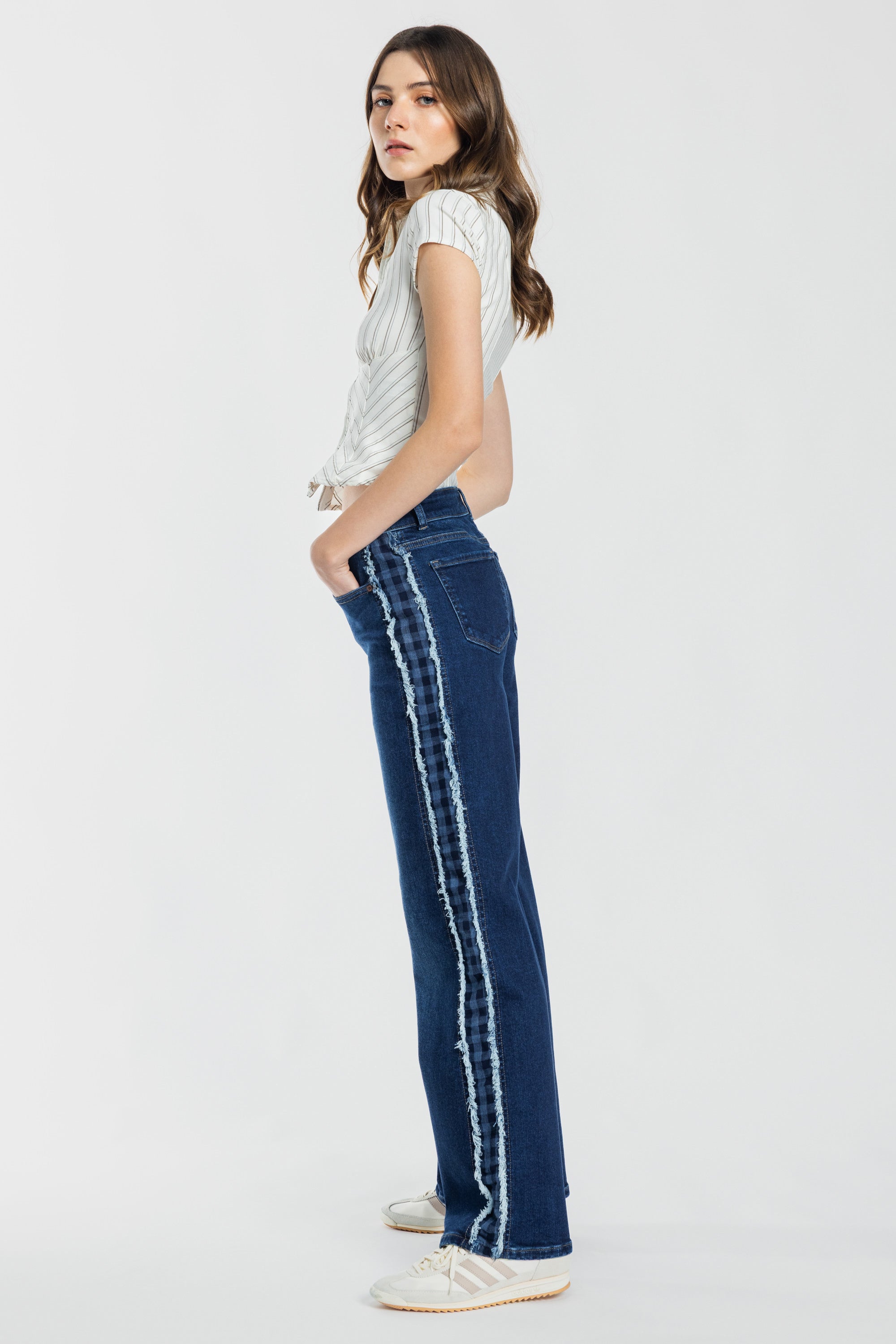 Mid Waist Relaxed Wide with Side Checker Detail
