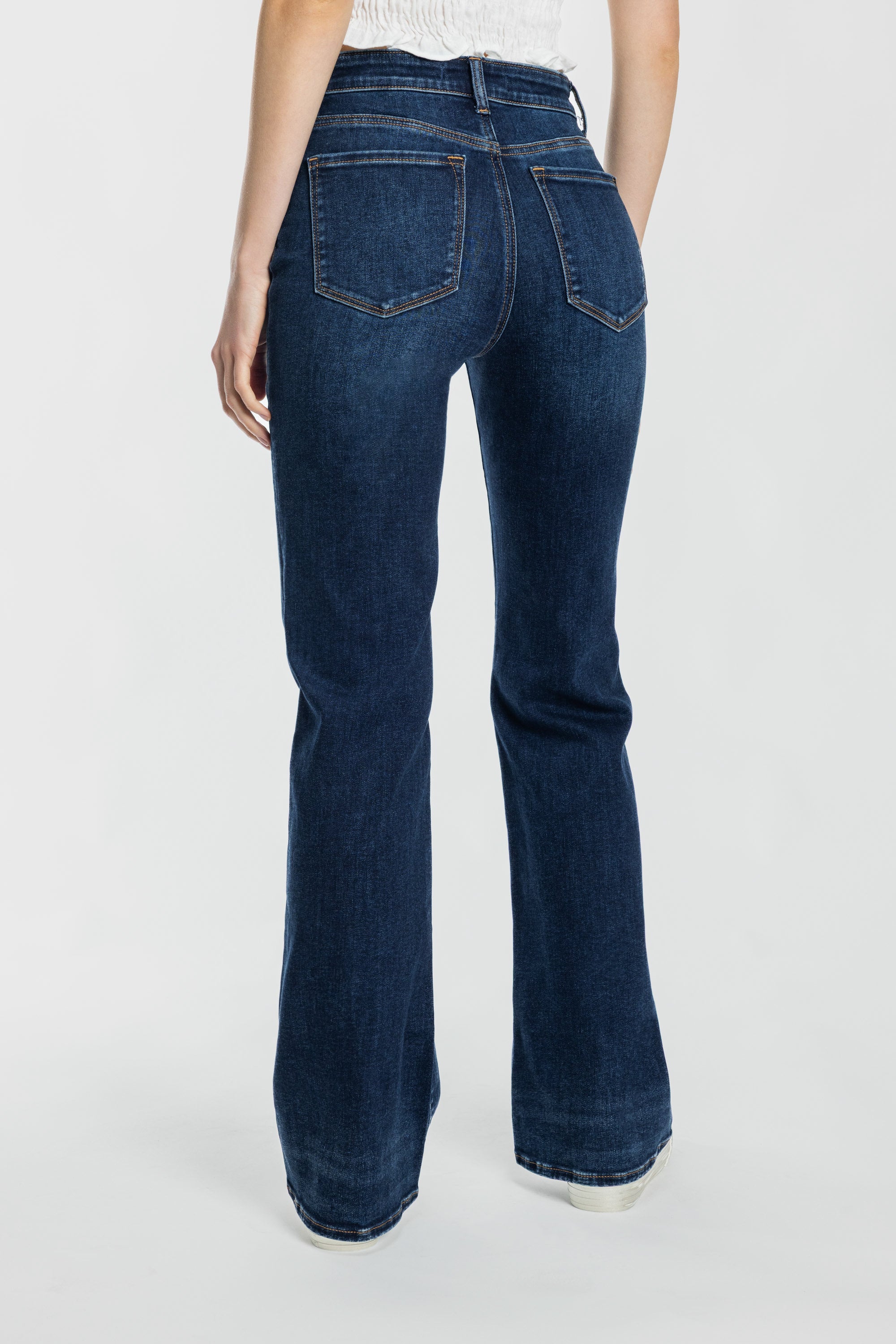 High Rise Slim Wide with 3D Resin Whisker