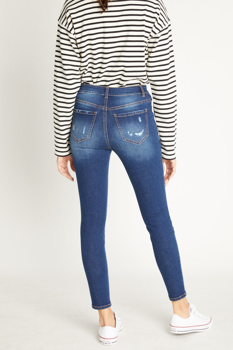 High Rise Destructed Ankle skinny